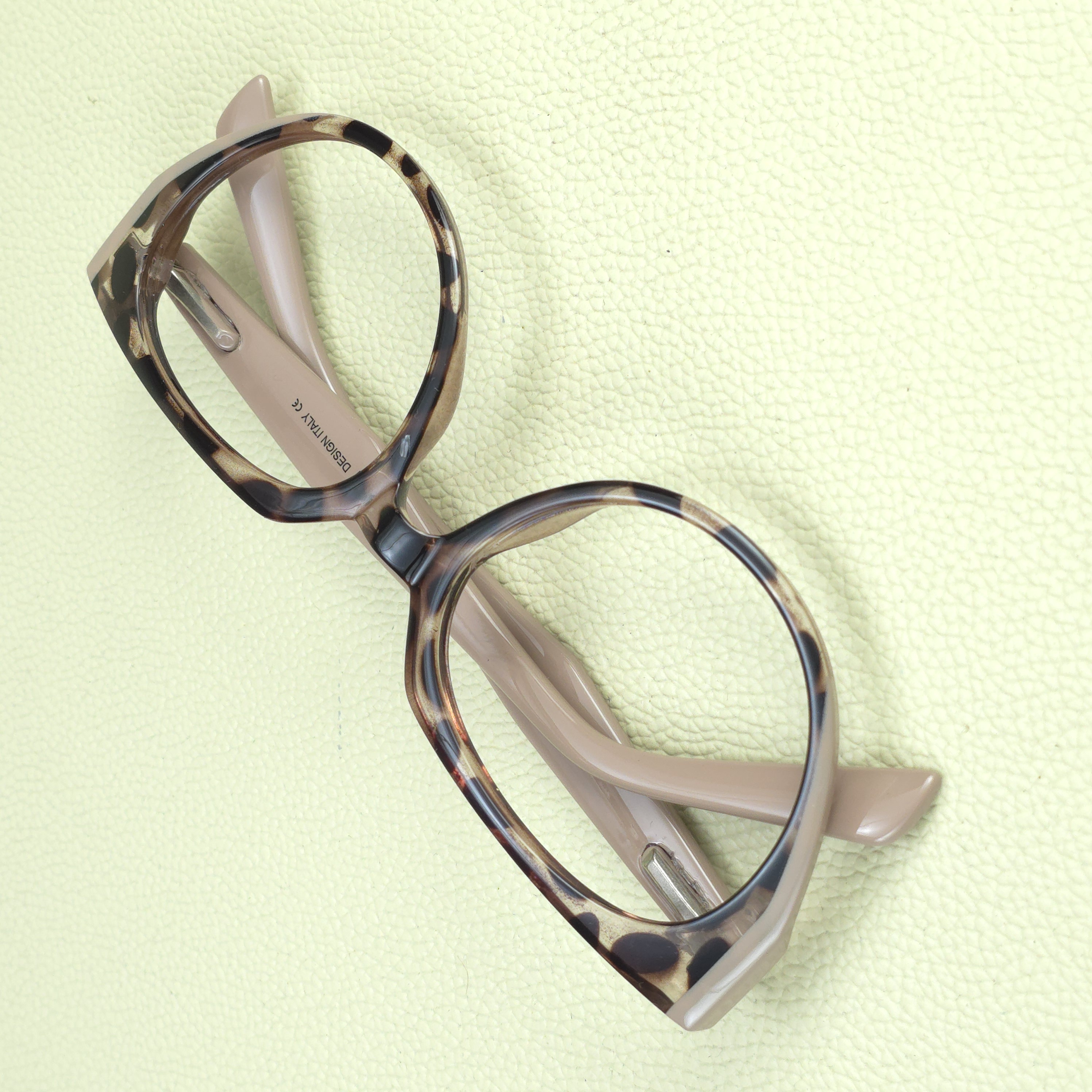 Qzee Round # textured